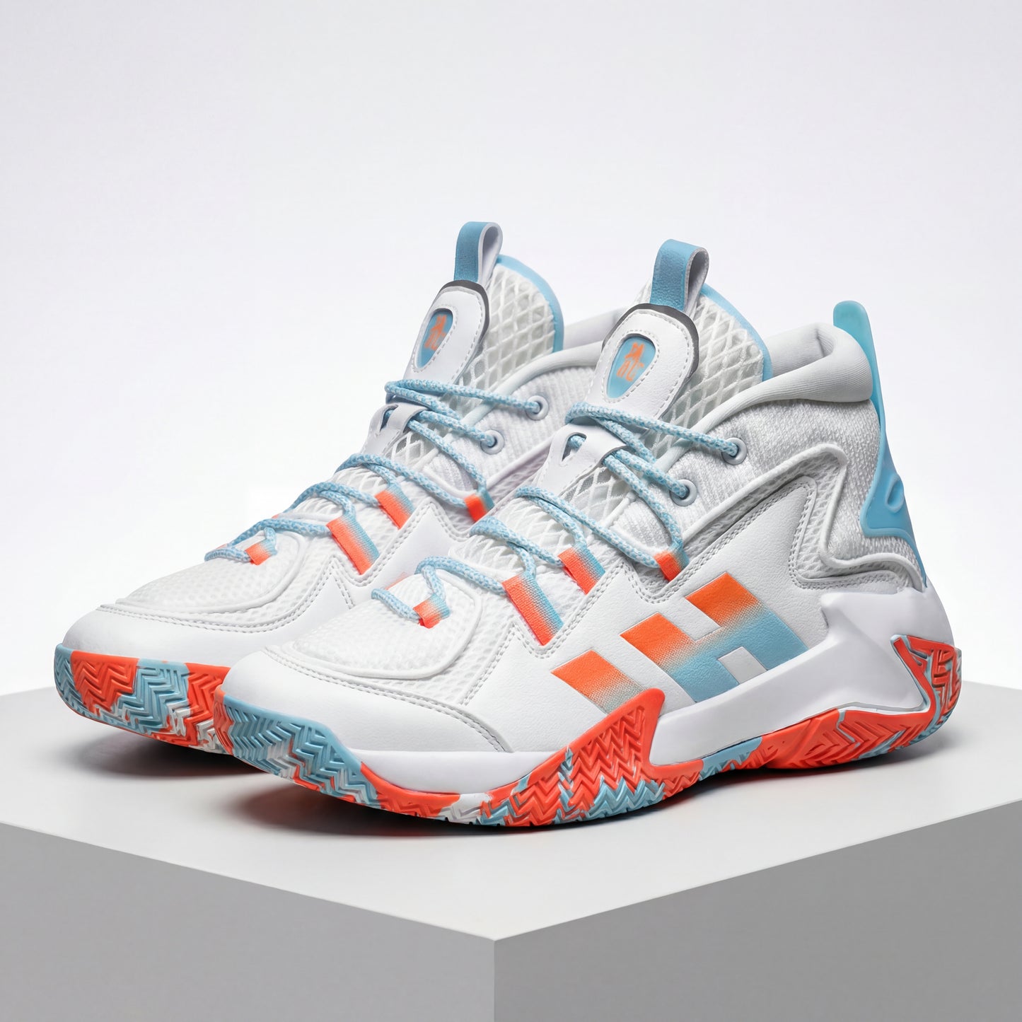 sportsmaster .Sneakers