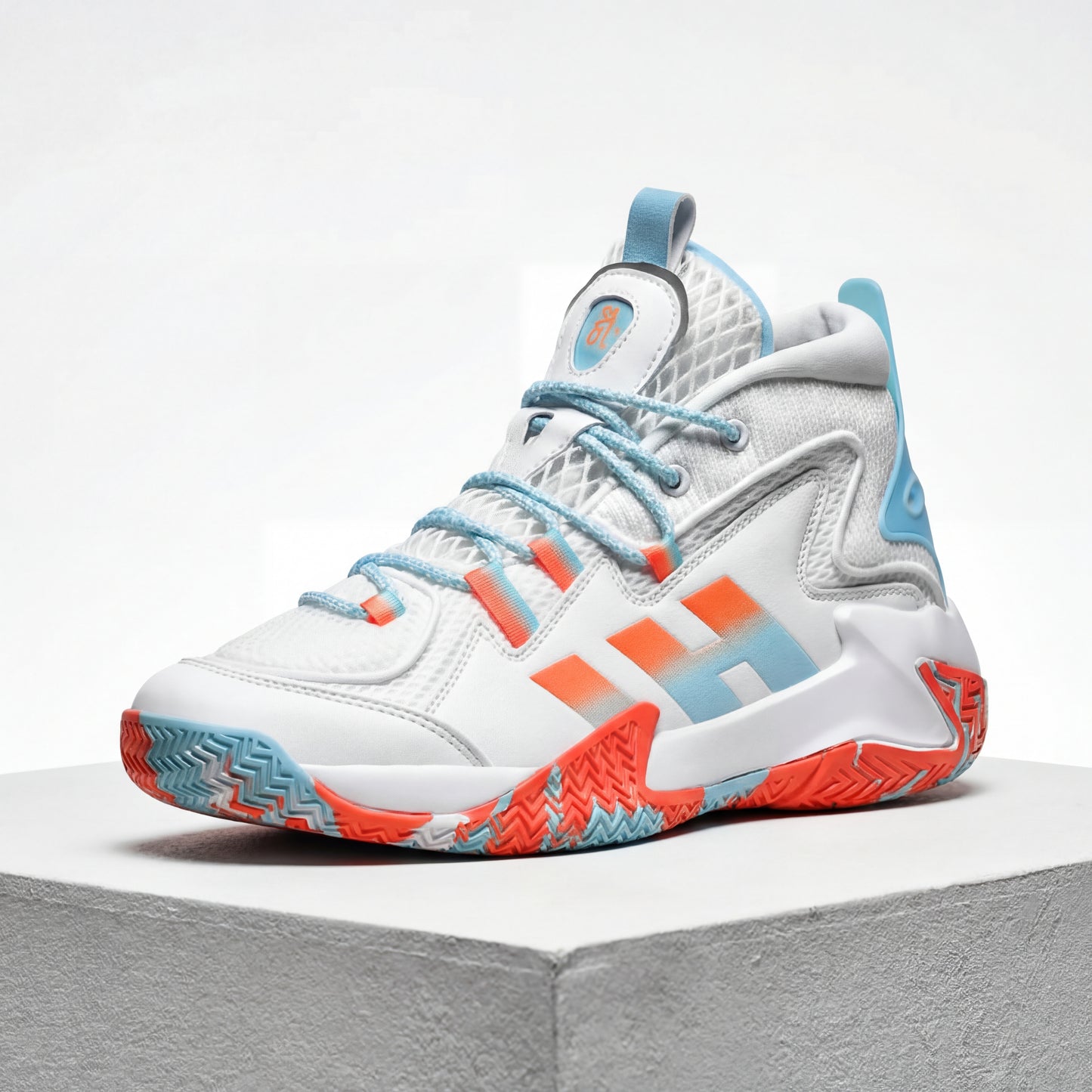 sportsmaster .Sneakers