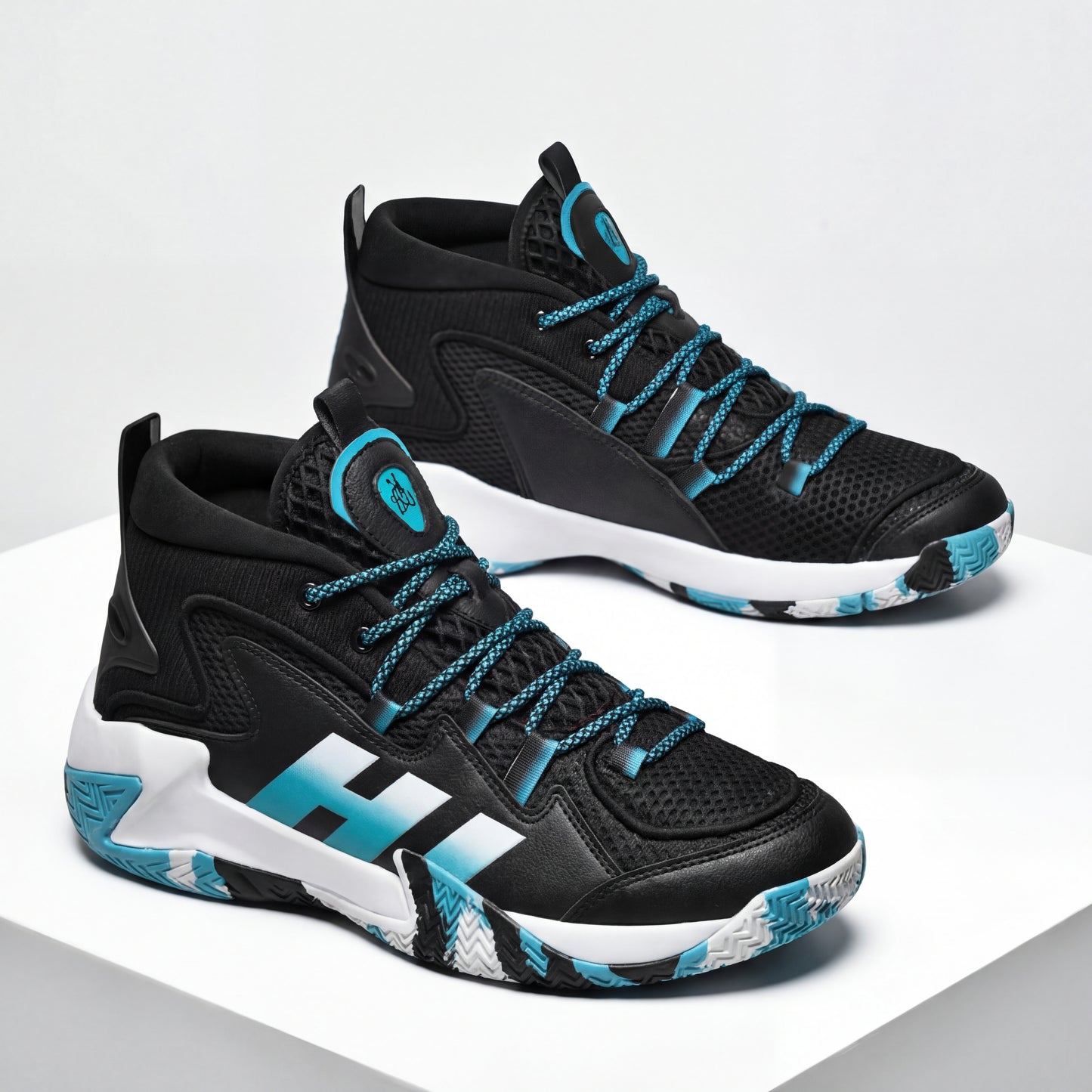 sportsmaster .Sneakers